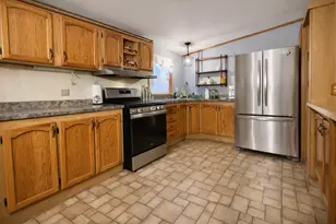 31 Poplar Dr, Sandwich, IL 60548 - Photo 6