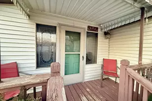 31 Poplar Dr, Sandwich, IL 60548 - Photo 2