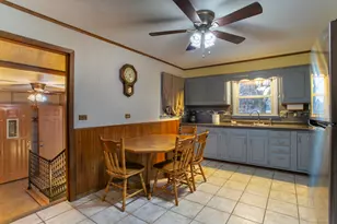 5640 W 84th St, Burbank, IL 60459 - Photo 4