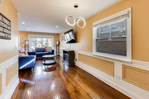 431 W 98th St, Chicago, IL 60628 - Photo 8