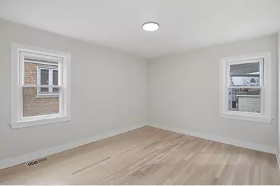 5254 S Melvina Avenue, Chicago, IL 60638 - Photo 8