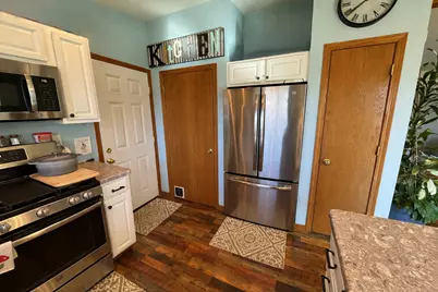 108 SW Lanark Avenue, Lanark, IL 61046 - Photo 14