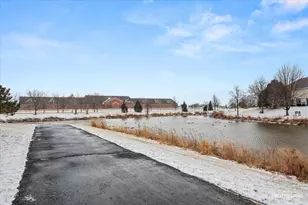 2205 Pembridge Ln, Joliet, IL 60431 - Photo 22