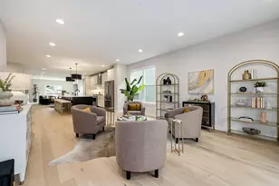 1631 N Lawndale Ave, Chicago, IL 60647 - Photo 2