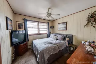 1105 N Maple Ln, Prospect Heights, IL 60070 - Photo 10