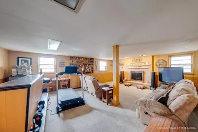 1105 N Maple Lane, Prospect Heights, IL 60070 - Photo 14