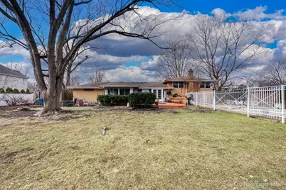 1105 N Maple Lane, Prospect Heights, IL 60070 - Photo 18