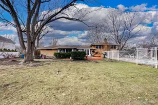 1105 N Maple Ln, Prospect Heights, IL 60070 - Photo 18