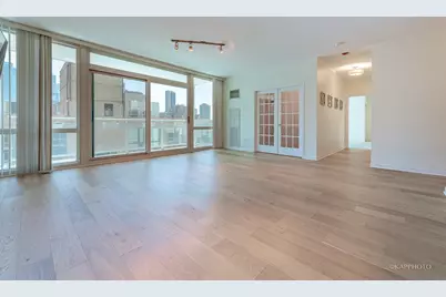 757 N Orleans Street #804, Chicago, IL 60654 - Photo 4