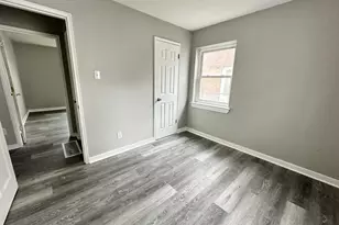 1581 Kenilworth Dr, Calumet City, IL 60409 - Photo 6