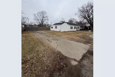 1430 Meitzler Street, Tilton, IL 61833 - Photo 2