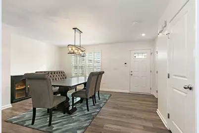 890 Larkspur Lane, Hampshire, IL 60140 - Photo 2