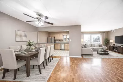 9430 Greenbriar Drive #2H, Hickory Hills, IL 60457 - Photo 4