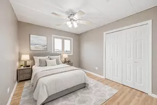 9430 Greenbriar Dr, Hickory Hills, IL 60457 - Photo 8