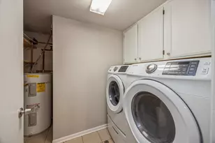 9430 Greenbriar Dr, Hickory Hills, IL 60457 - Photo 16