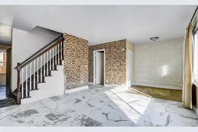 543 Lynn Court #A, Glendale Heights, IL 60139 - Photo 2