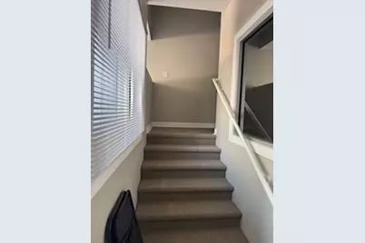 34 N Genesee Street, Waukegan, IL 60085 - Photo 8