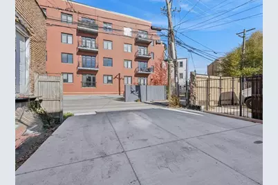 2818 W Fletcher Street #B, Chicago, IL 60618 - Photo 14