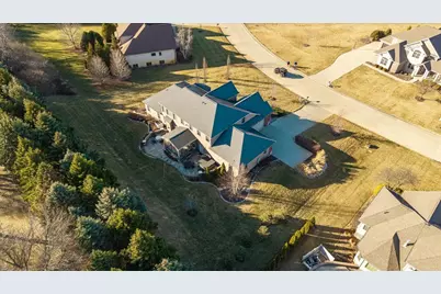 9580 Janel Drive, Bloomington, IL 61705 - Photo 72