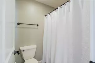 9580 Janel Drive, Bloomington, IL 61705 - Photo 42