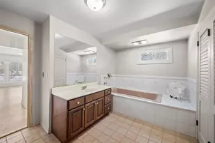 16 Yorkshire Dr, Lincolnshire, IL 60069 - Photo 34