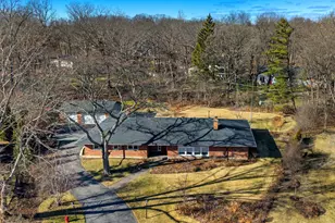 16 Yorkshire Dr, Lincolnshire, IL 60069 - Photo 52