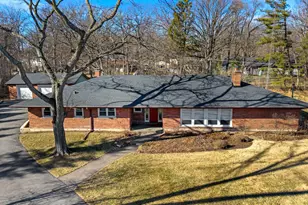 16 Yorkshire Dr, Lincolnshire, IL 60069 - Photo 50