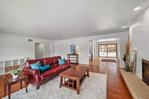 16 Yorkshire Dr, Lincolnshire, IL 60069 - Photo 14