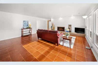 16 Yorkshire Drive, Lincolnshire, IL 60069 - Photo 10