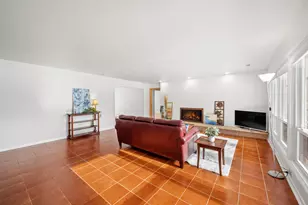 16 Yorkshire Dr, Lincolnshire, IL 60069 - Photo 10