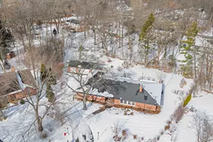 16 Yorkshire Dr, Lincolnshire, IL 60069 - Photo 56