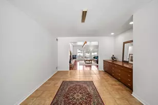 16 Yorkshire Dr, Lincolnshire, IL 60069 - Photo 14