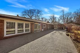 16 Yorkshire Dr, Lincolnshire, IL 60069 - Photo 48