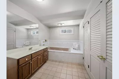 16 Yorkshire Drive, Lincolnshire, IL 60069 - Photo 34