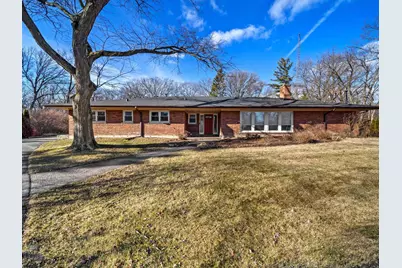 16 Yorkshire Drive, Lincolnshire, IL 60069 - Photo 2