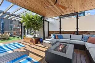 362 W Huron St, Chicago, IL 60654 - Photo 4