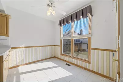 1546 Treeline Court, Naperville, IL 60565 - Photo 10