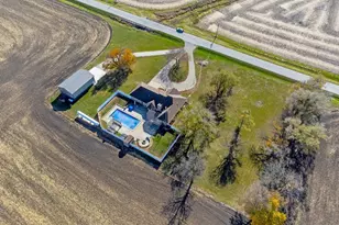 [Address not provided], Blackstone, IL 61313 - Photo 6