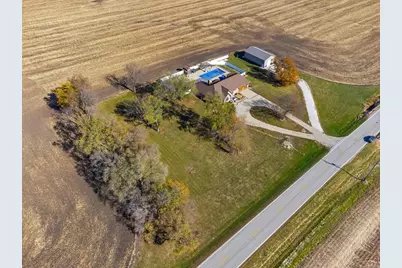 10739 E 3200 North Road, Blackstone, IL 61313 - Photo 6