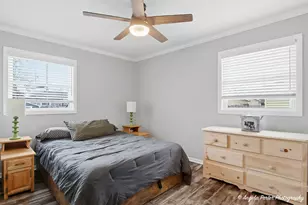 2022 Woodlane Dr, Lindenhurst, IL 60046 - Photo 16