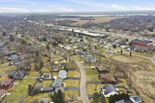 2022 Woodlane Dr, Lindenhurst, IL 60046 - Photo 32