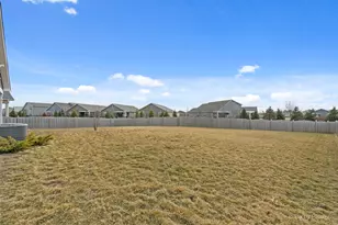 927 Plateau Dr, Pingree Grove, IL 60140 - Photo 30