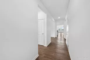 927 Plateau Dr, Pingree Grove, IL 60140 - Photo 8