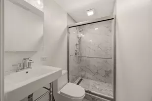 2107 N Clark St, Chicago, IL 60614 - Photo 34