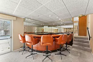 18655 Oakwood Ave, Lansing, IL 60438 - Photo 32