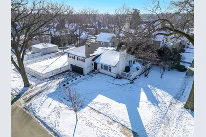 742 W Chestnut Street, Hinsdale, IL 60521 - Photo 2