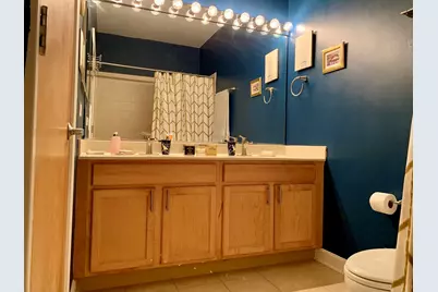 1934 N Washtenaw Avenue #416, Chicago, IL 60647 - Photo 8