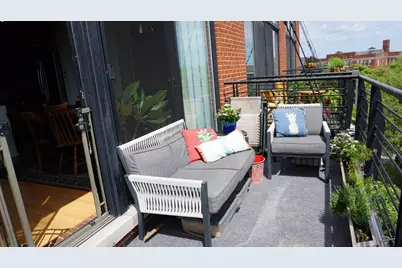 1934 N Washtenaw Avenue #416, Chicago, IL 60647 - Photo 16