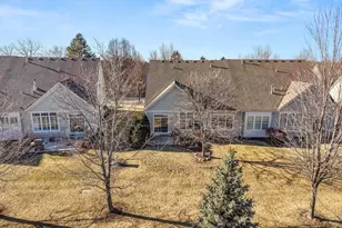 1787 Glenwood Cir, Sugar Grove, IL 60554 - Photo 22