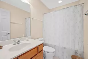 1787 Glenwood Cir, Sugar Grove, IL 60554 - Photo 20